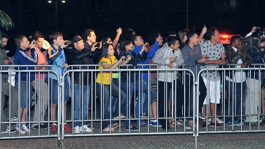 低温不是背景板：一场冬季比赛里会被改掉的四件事·第一脚触球分析